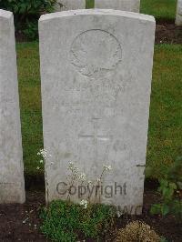 Etaples Military Cemetery - Ryan, John Arthur